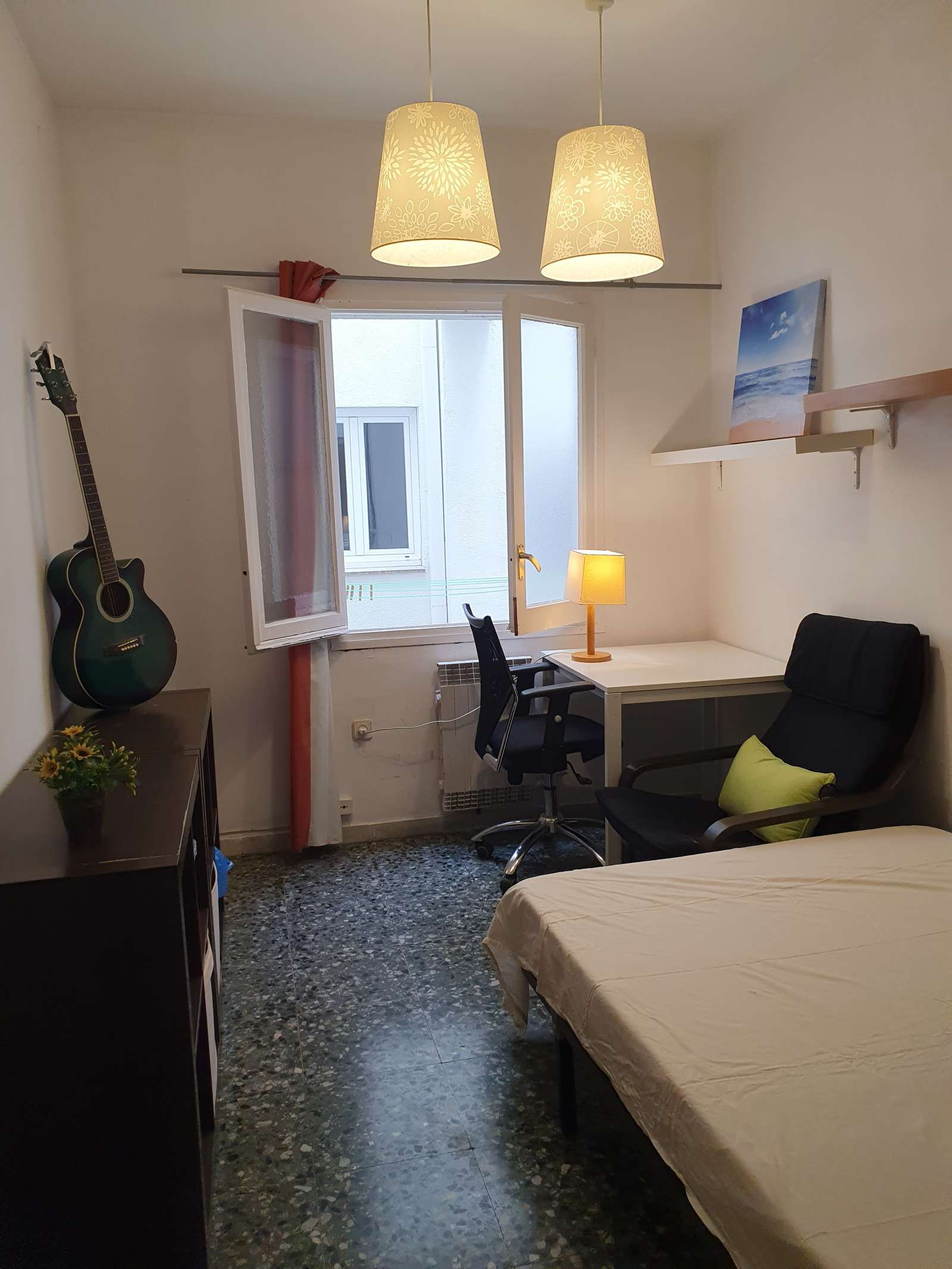 Flat to share in Barri de les Corts