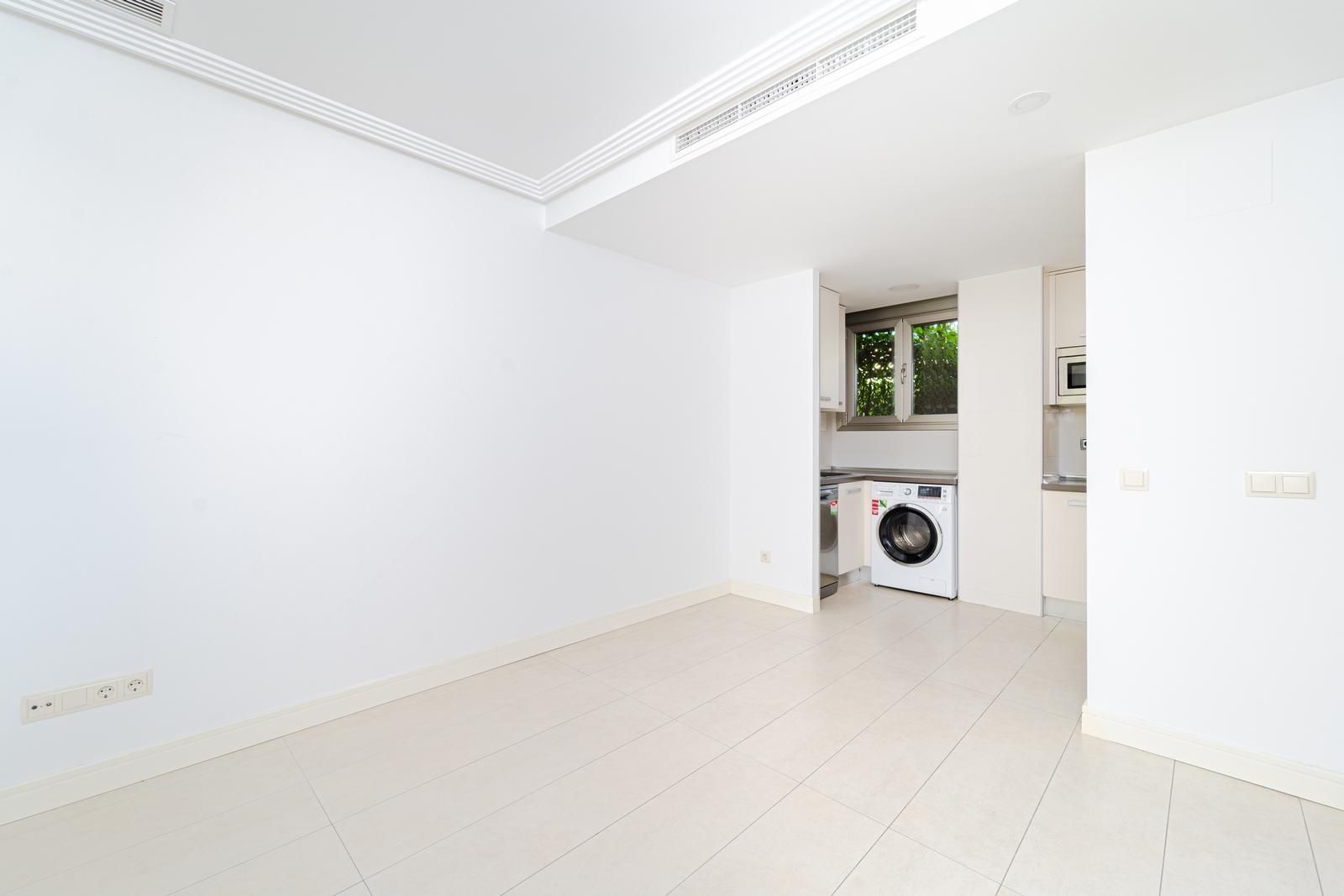 Cuina de Estudi en venda en  Madrid Capital amb Aire condicionat, Parquet i Traster