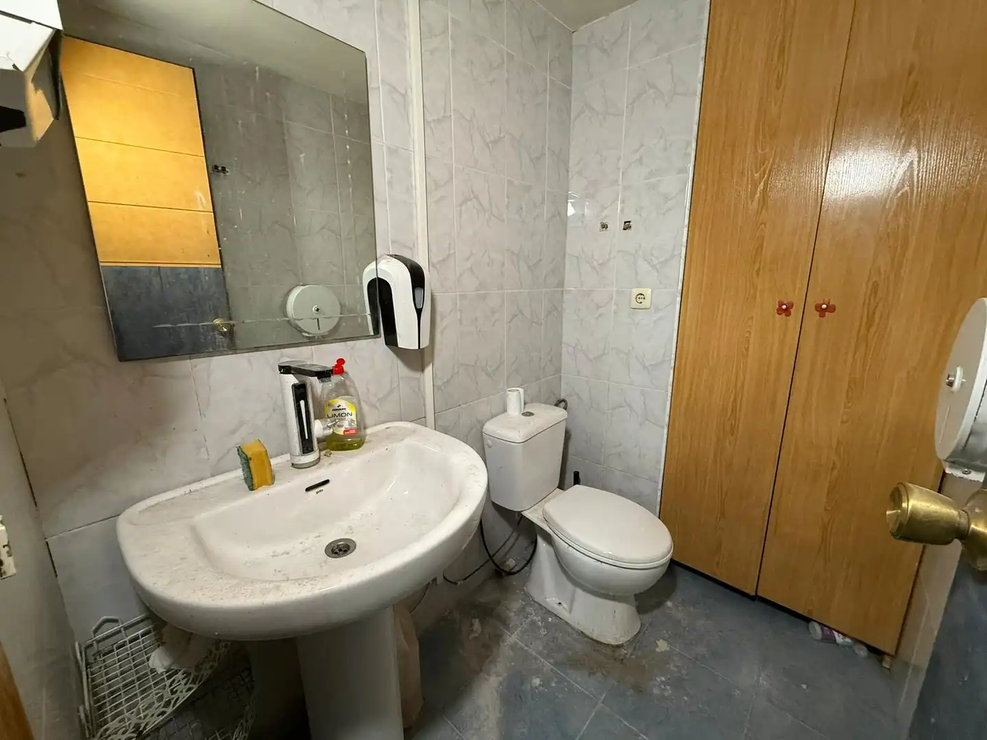 Local comercial en venta en Carrer de les Illes Canàries, imagen 24