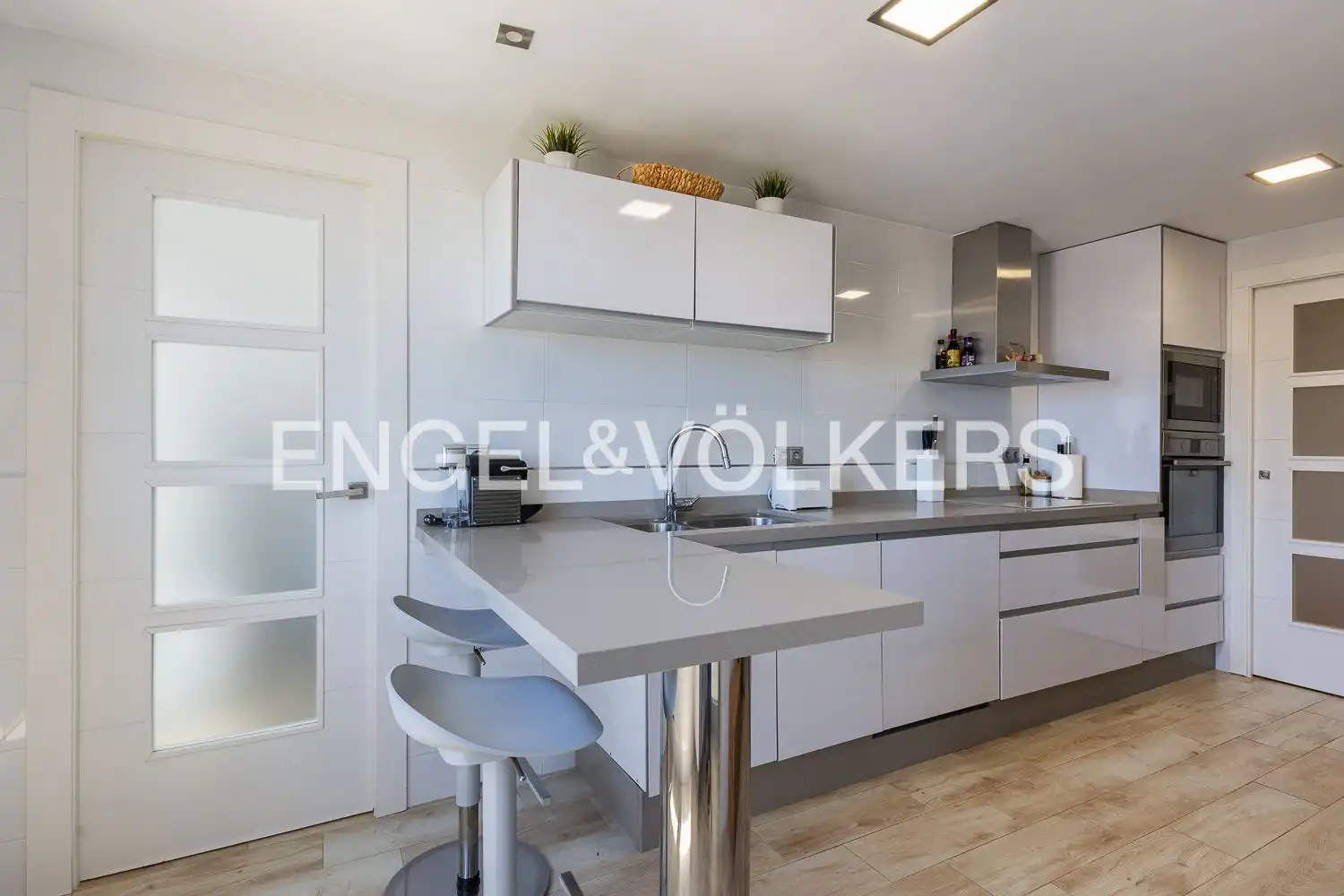 Kitchen of Flat for rent in Cullera  with Heating, Terrace and Swimming Pool