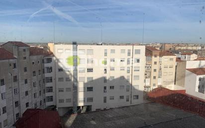 Vista exterior de Pis en venda en Zamora Capital  amb Terrassa