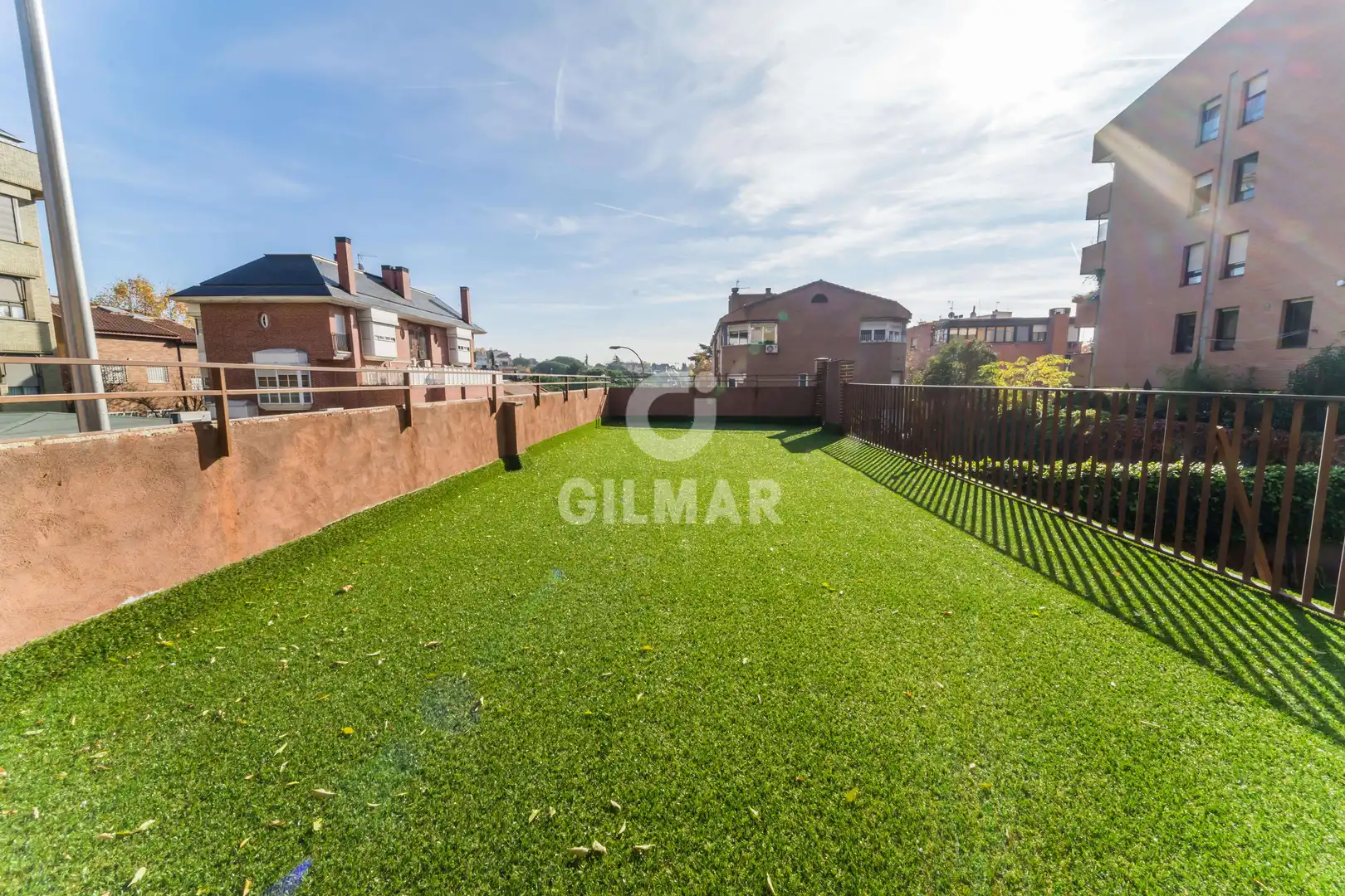 Jardín de Estudio en venta en Madrid con Calefacción, Jardín privado y Piscina