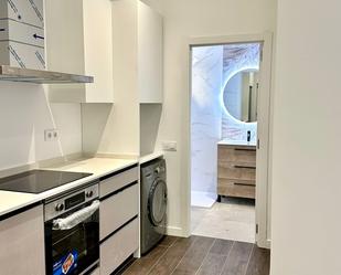 Kitchen of Planta baja for sale in  Madrid Capital  with Air Conditioner, Heating and Oven