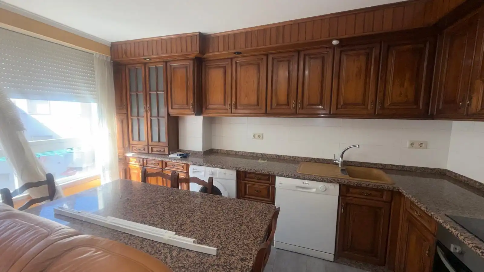 Küche von Wohnung zur Miete in Ourense Capital  mit Heizung