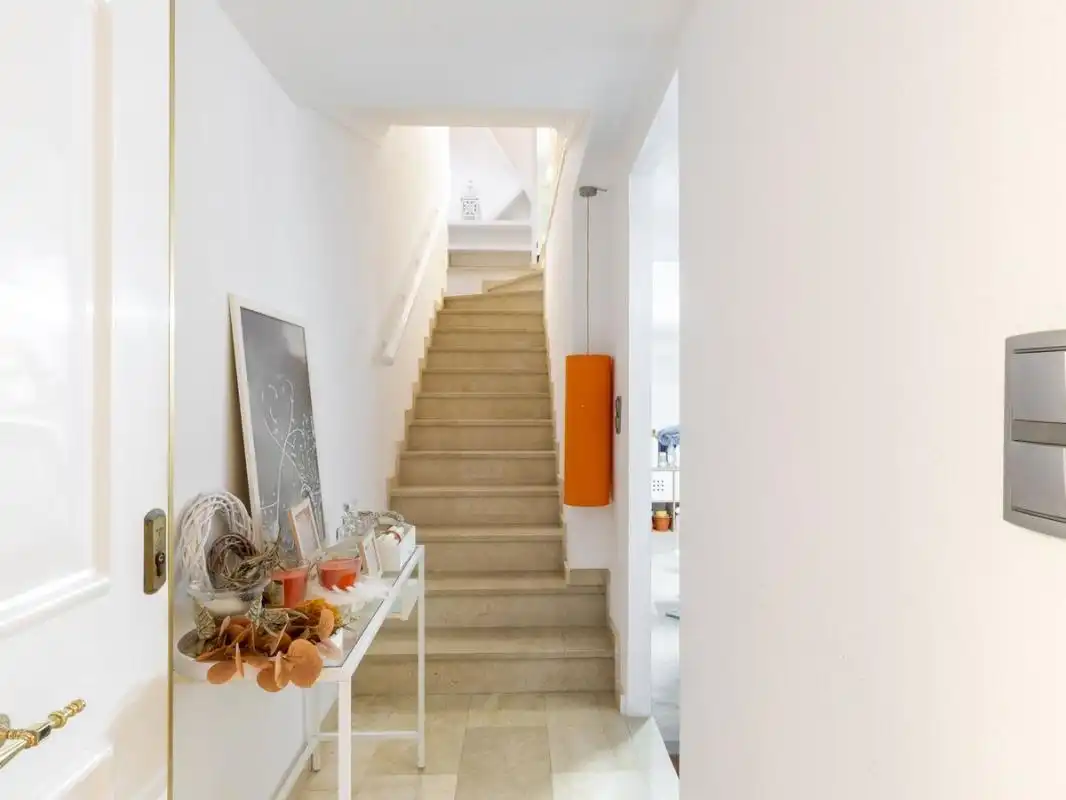 Casa a schiera con terrazza in vendita a Carrer Cefal, imagen 2