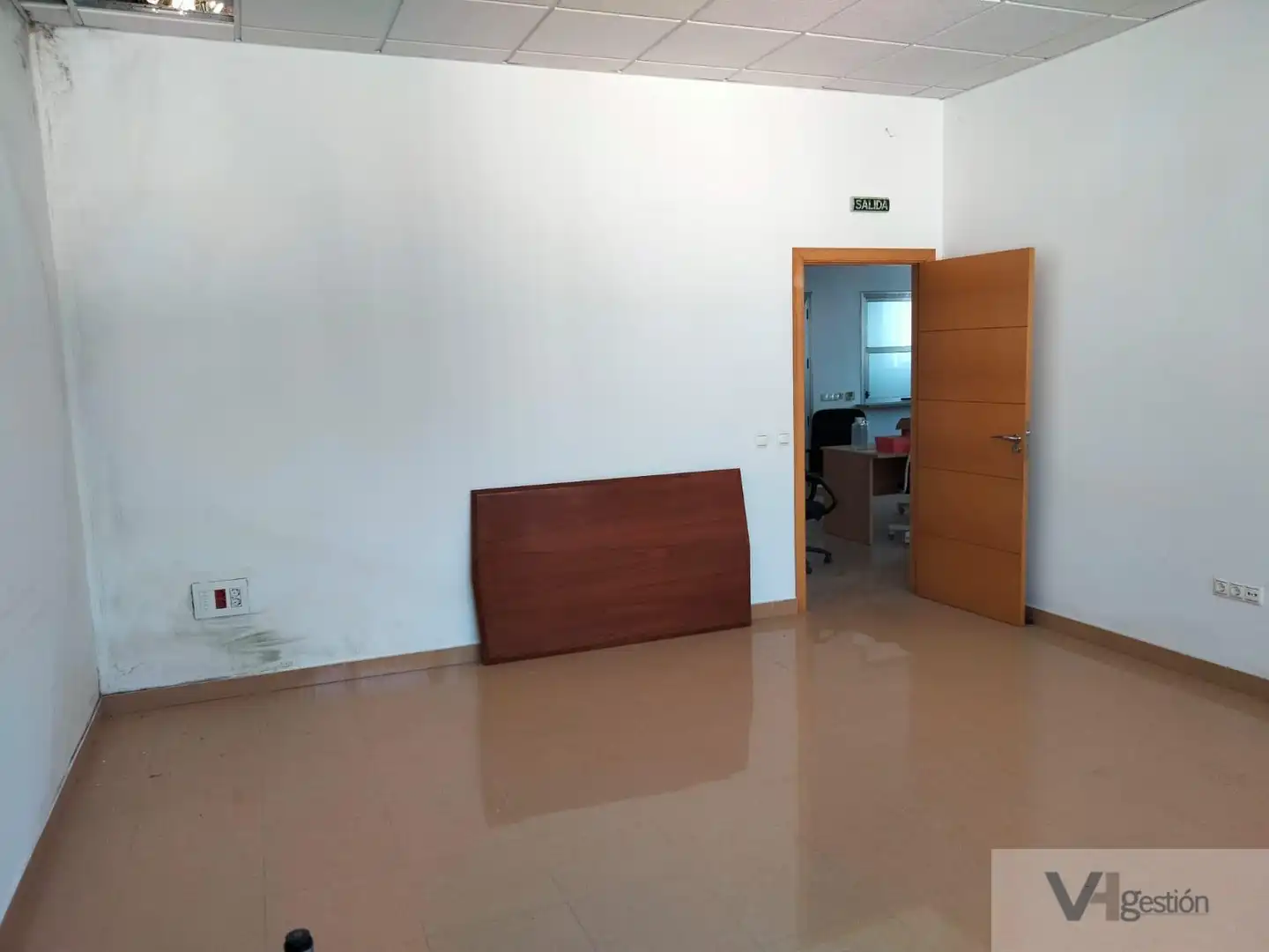 Oficina en venta en Villamartín
