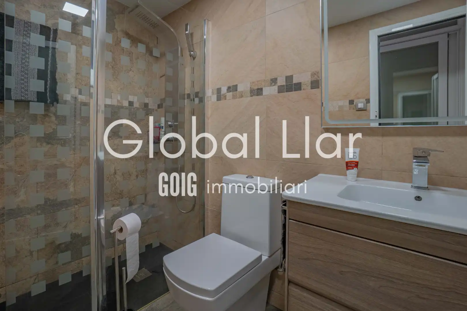 Bathroom of Detached homes for sale in Sabadell  with Air Conditioner, Heating and Parquet flooring