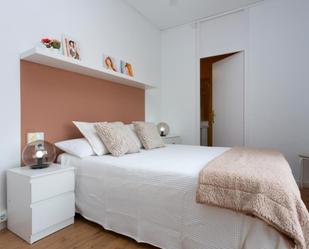 Dormitori de Apartament de lloguer en  Barcelona Capital amb Aire condicionat