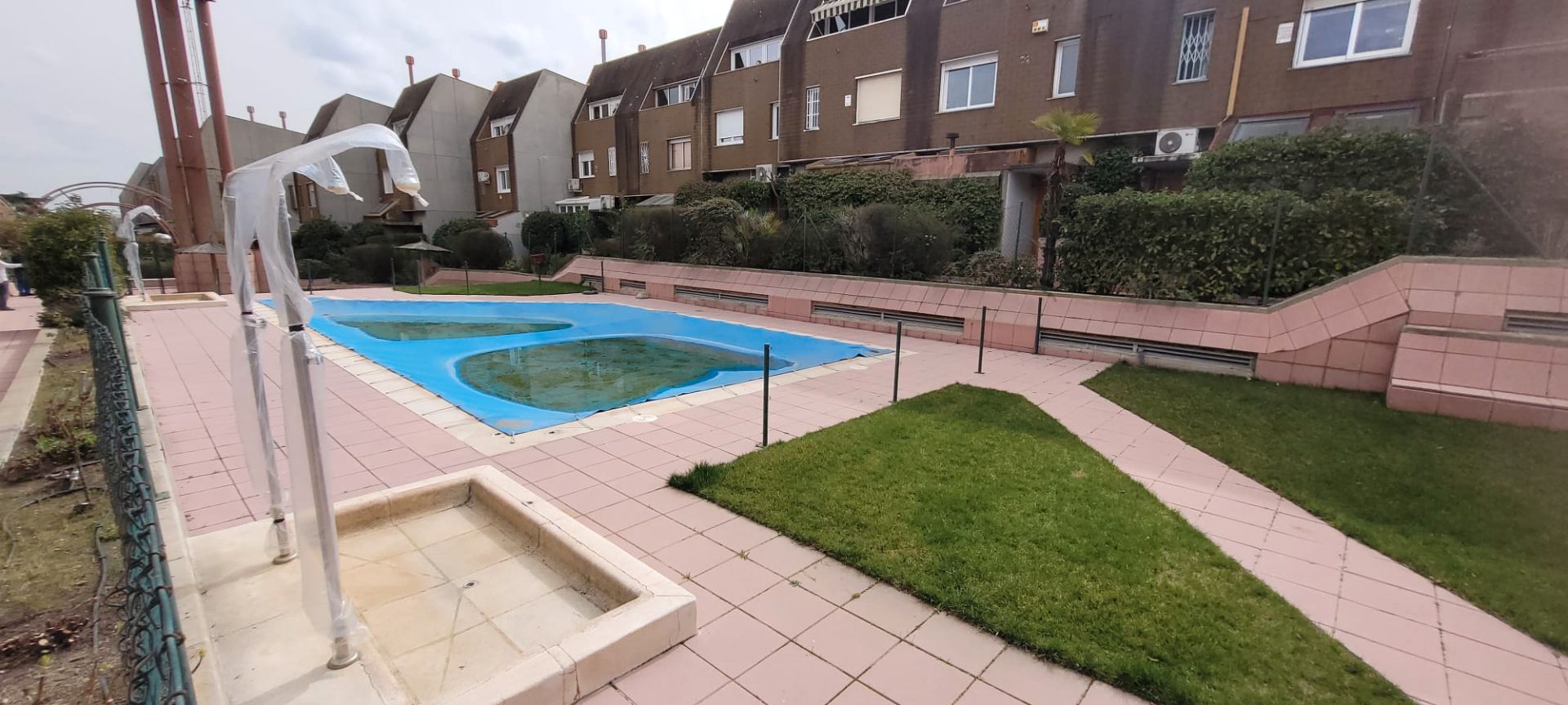 Swimming pool of House or chalet for sale in Pozuelo de Alarcón  with Private garden