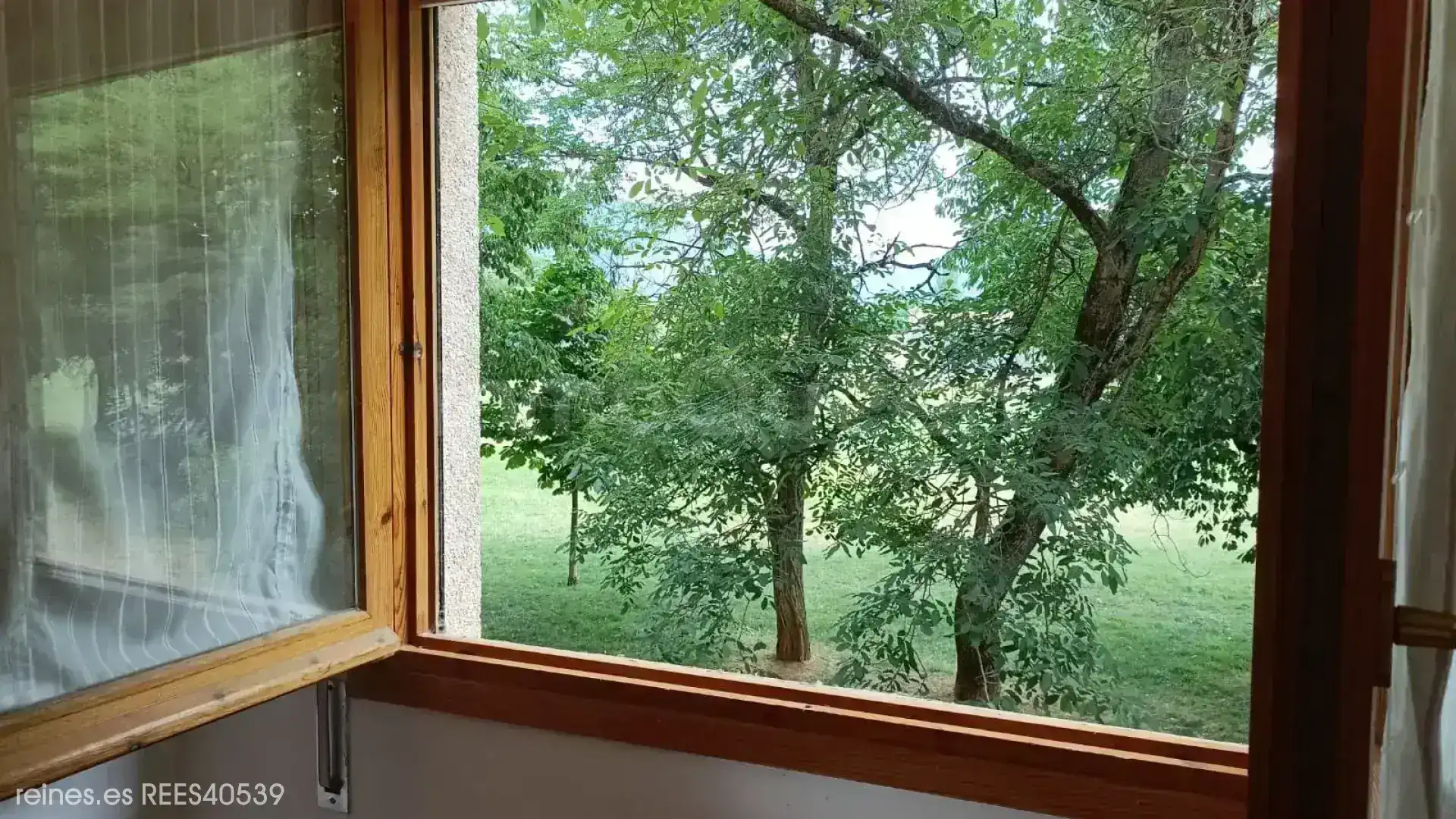 Jardín de Piso en venta en Jaca con Calefacción, Terraza y Amueblado