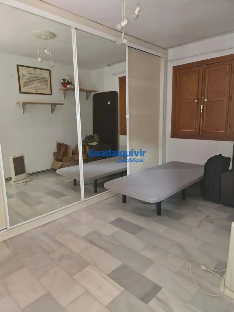Dormitori de Casa o xalet en venda en Nervión