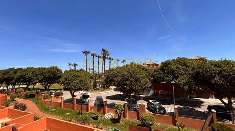Foto 5 de Piso en venta en Carlos Cano, Los Álamos, Torremolinos