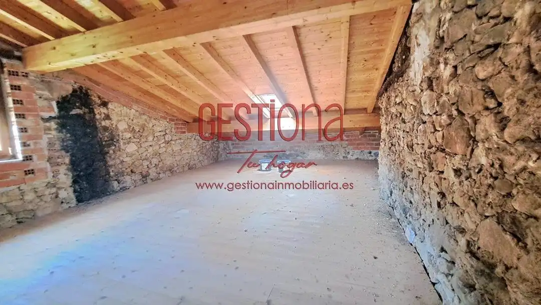 Detached homes for sale in Limpias  with Private garden and Balcony
