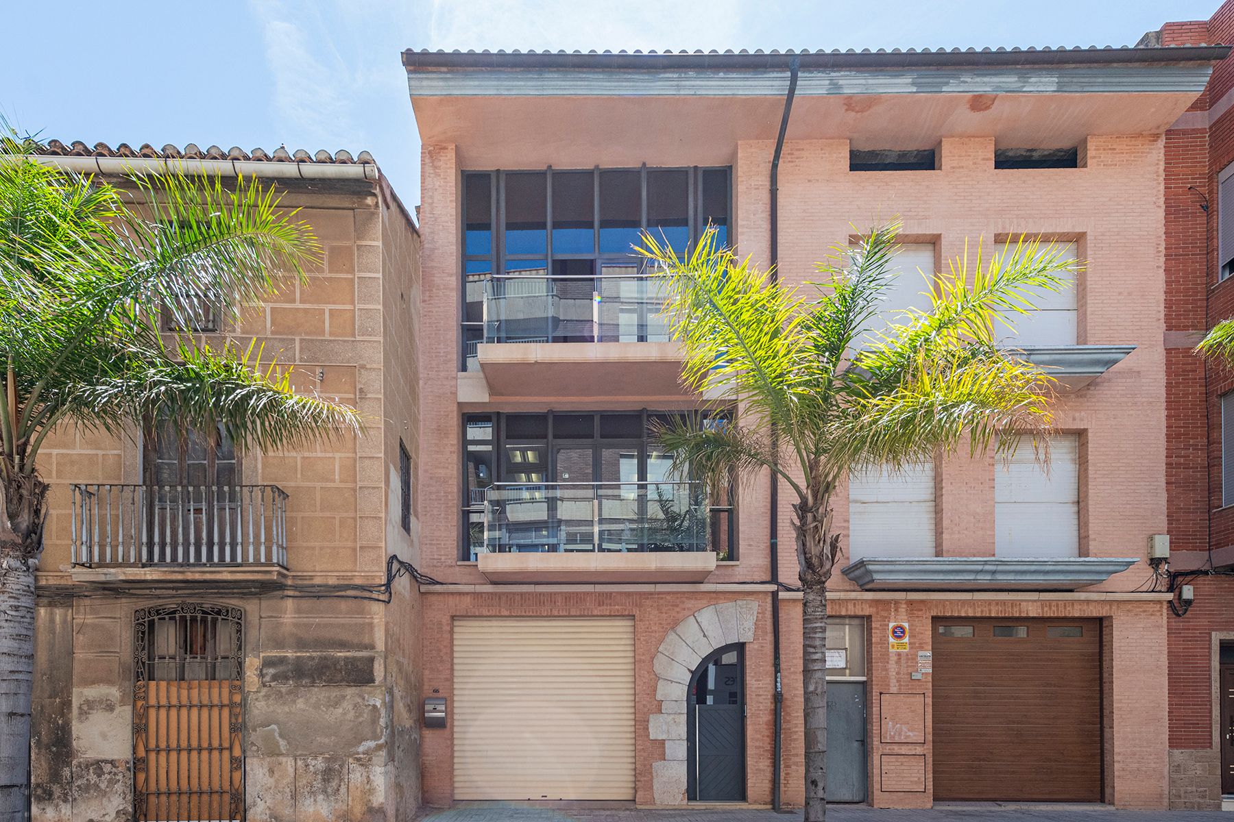 Exterior view of Building for sale in Massamagrell