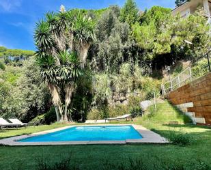 Swimming pool of House or chalet for sale in Arenys de Munt  with Air Conditioner, Heating and Terrace