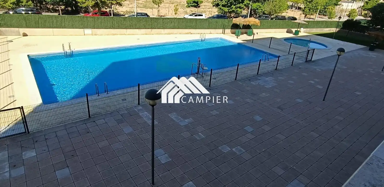 Piscina de Piso en venta en Albacete con Calefacción, Terraza y Trastero