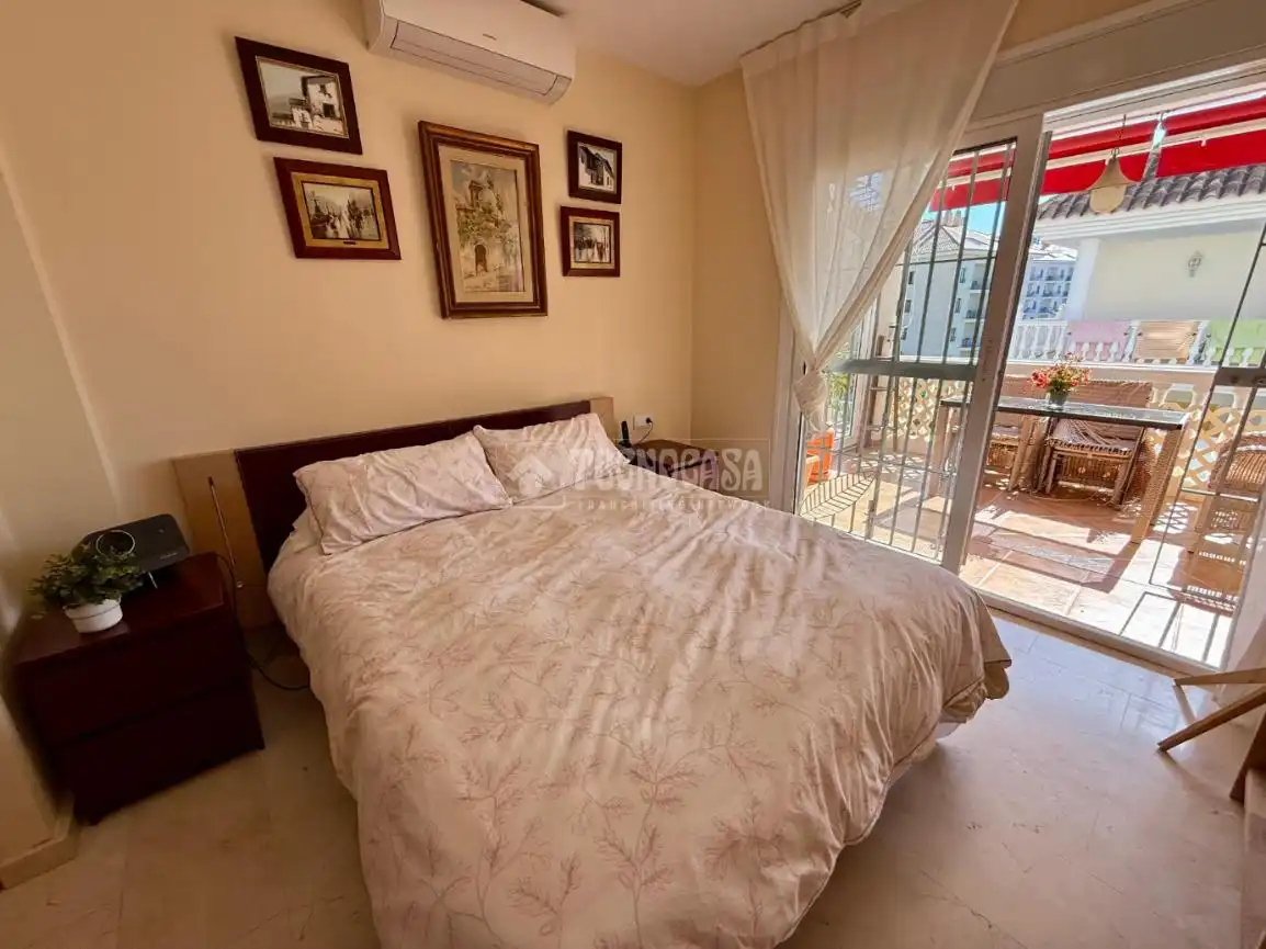 Dormitori de Casa o xalet en venda en Benalmádena amb Aire condicionat, Jardí privat i Terrassa