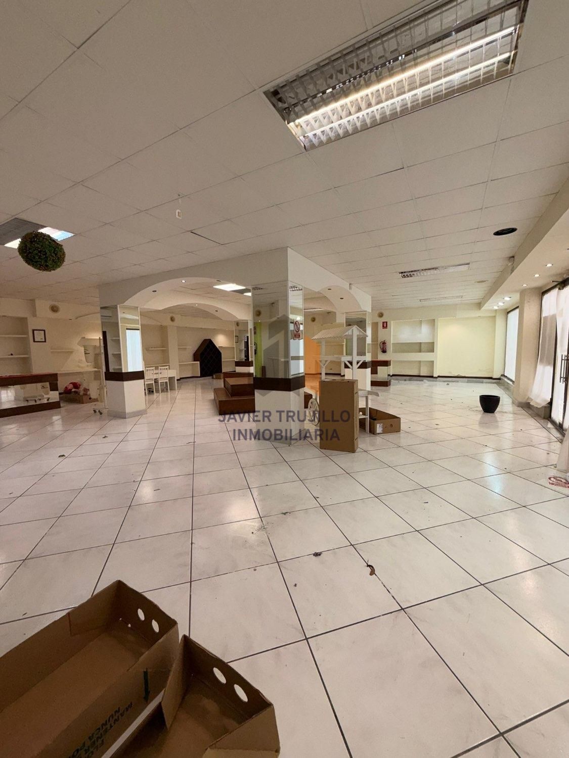 Geschaftsraum zur Miete in Vélez-Málaga mit Klimaanlage