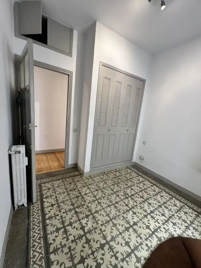 Bedroom of Flat for sale in  Madrid Capital  with Air Conditioner and Balcony