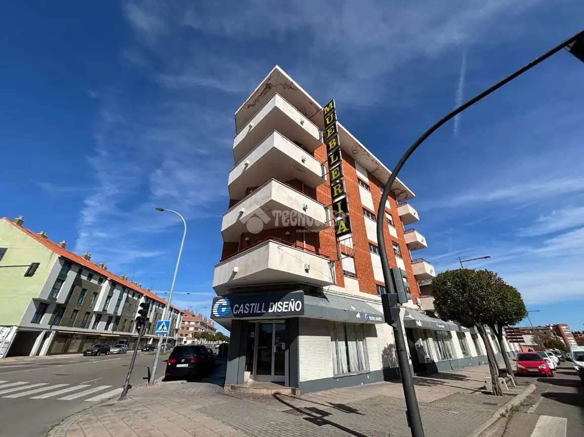 Flat with lift for sale in Medina del Campo, imagen 3