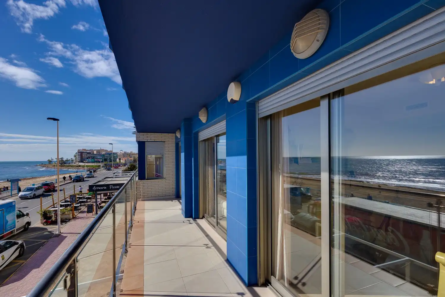 Vista exterior de Pis en venda en Torrevieja amb Aire condicionat, Calefacció i Terrassa