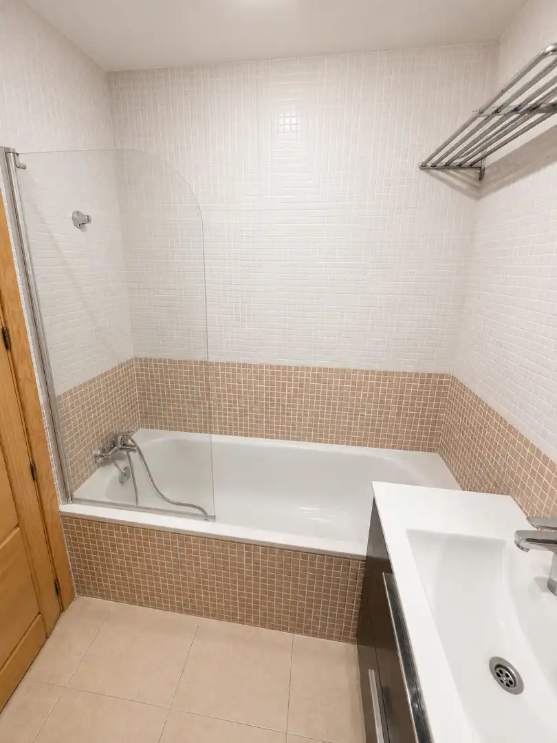 Baño de Piso en venta en Talamanca de Jarama con Calefacción, Parquet y Internet
