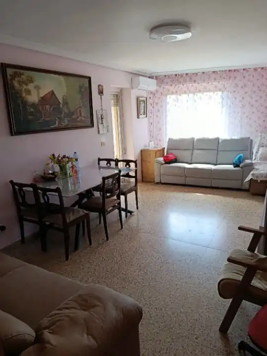 Sala de estar de Piso en venta en Gilet con Aire acondicionado, Calefacción y Amueblado