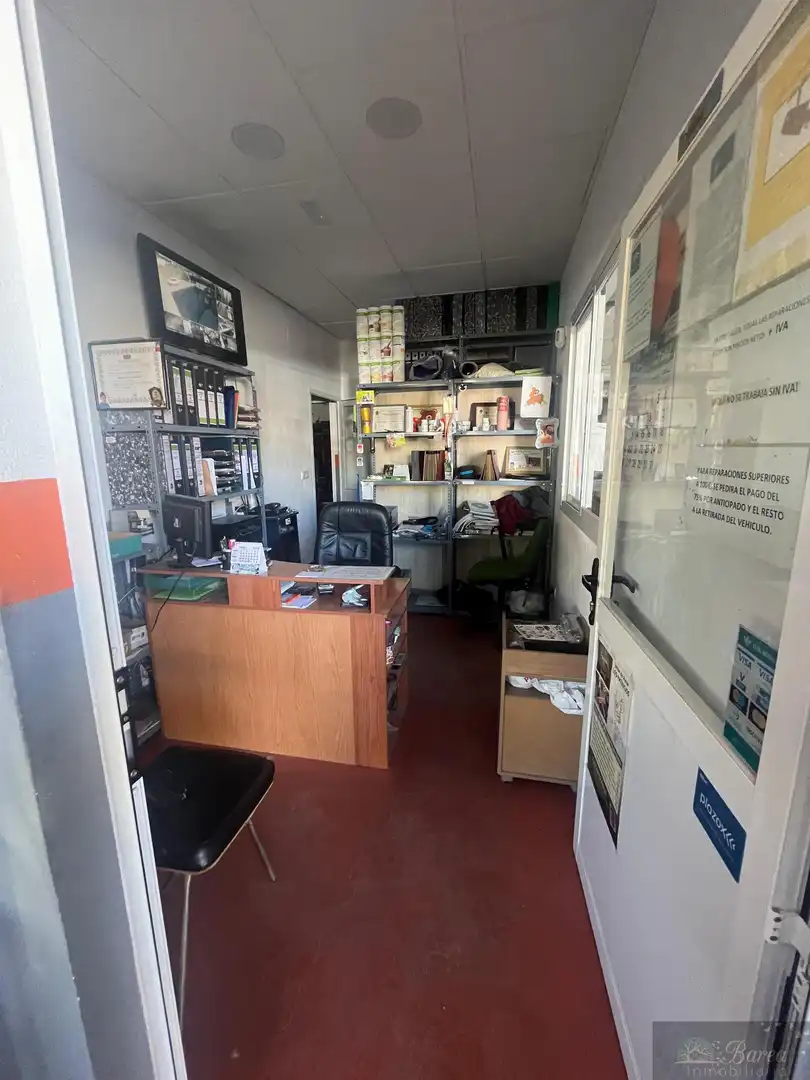 Nau industrial en venda en Iznájar