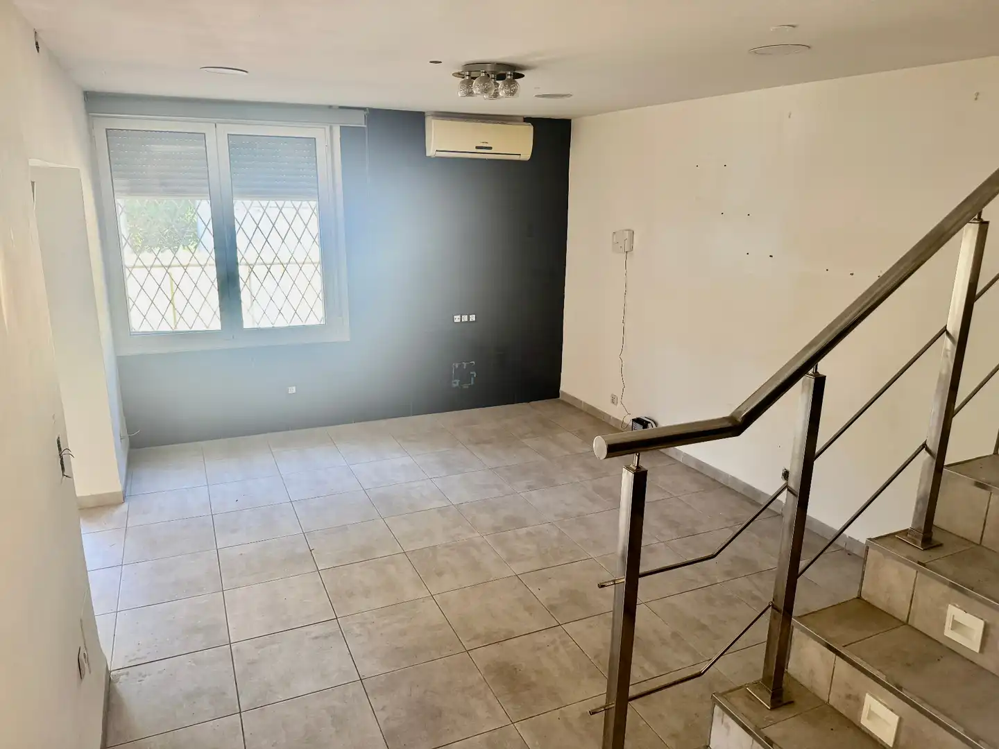 Maisonette zum Verkauf in Salou mit Terrasse und Abstellraum