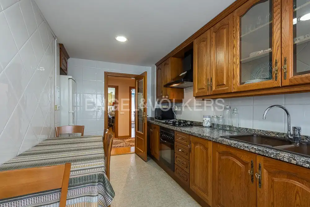 Cuina de Pis de lloguer en Valencia amb Aire condicionat, Calefacció i Parquet