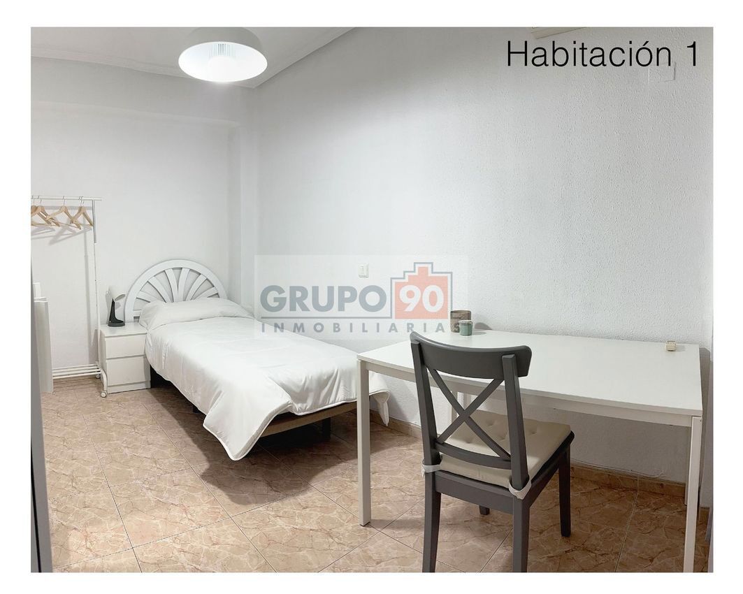 Habitación de Piso de alquiler en Sagunto / Sagunt con Amueblado y Balcón