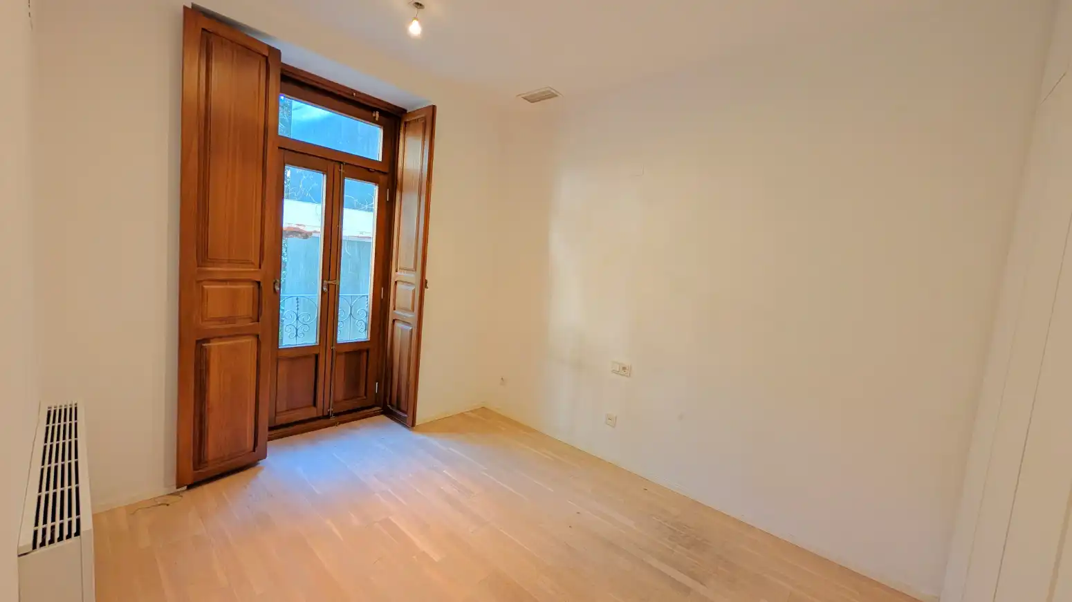 Habitación de Piso en venta en Valencia con Aire acondicionado, Calefacción y Jardín privado