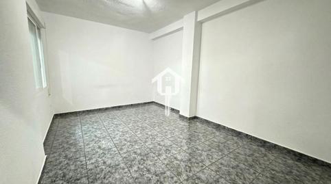 Foto 5 de Piso en venta en Calle Rosalia de Castro, Los Ángeles, Alicante / Alacant