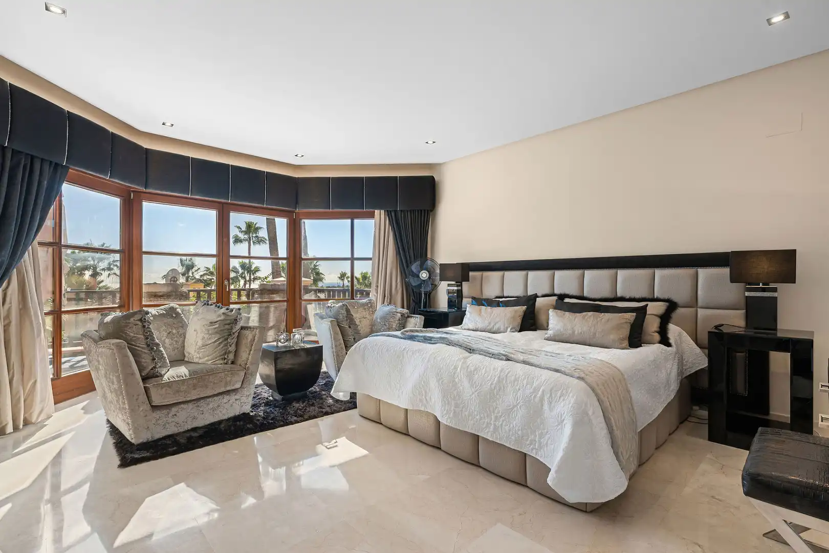 Casa con piscina en venta en Milla de Oro, imagen 10