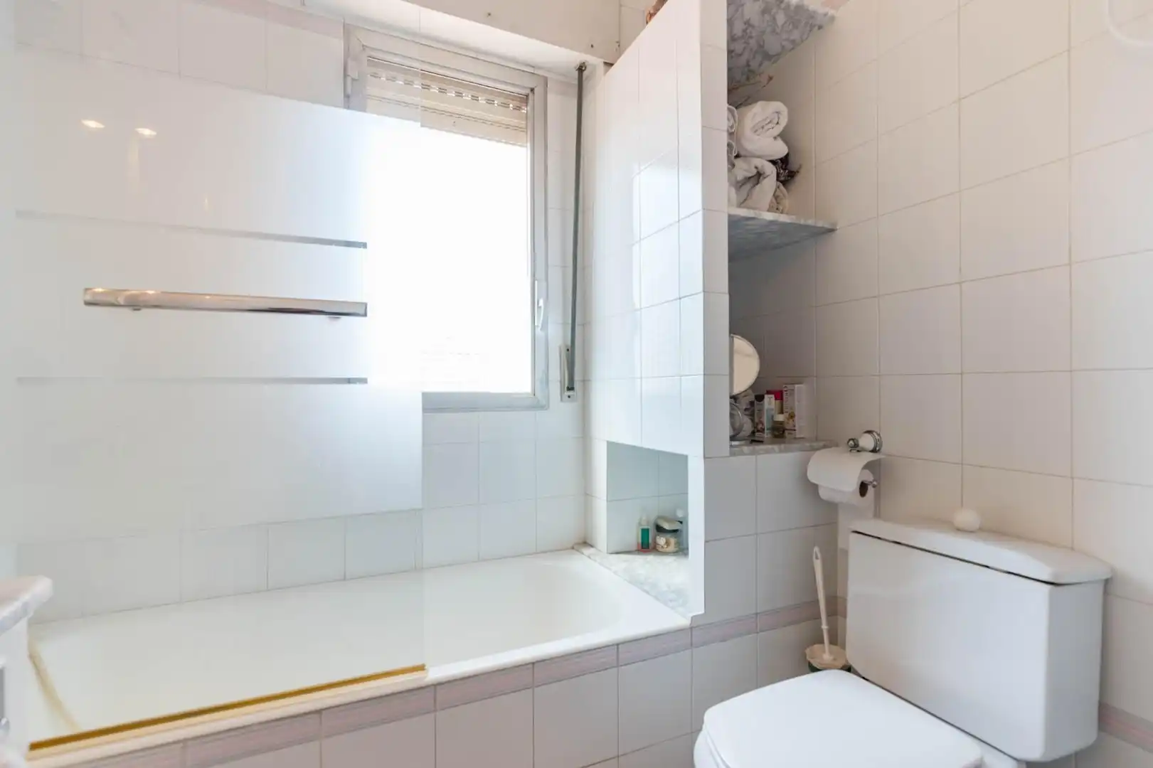 Bathroom of Flat for sale in Murcia  with Air Conditioner, Terrace and Storage room
