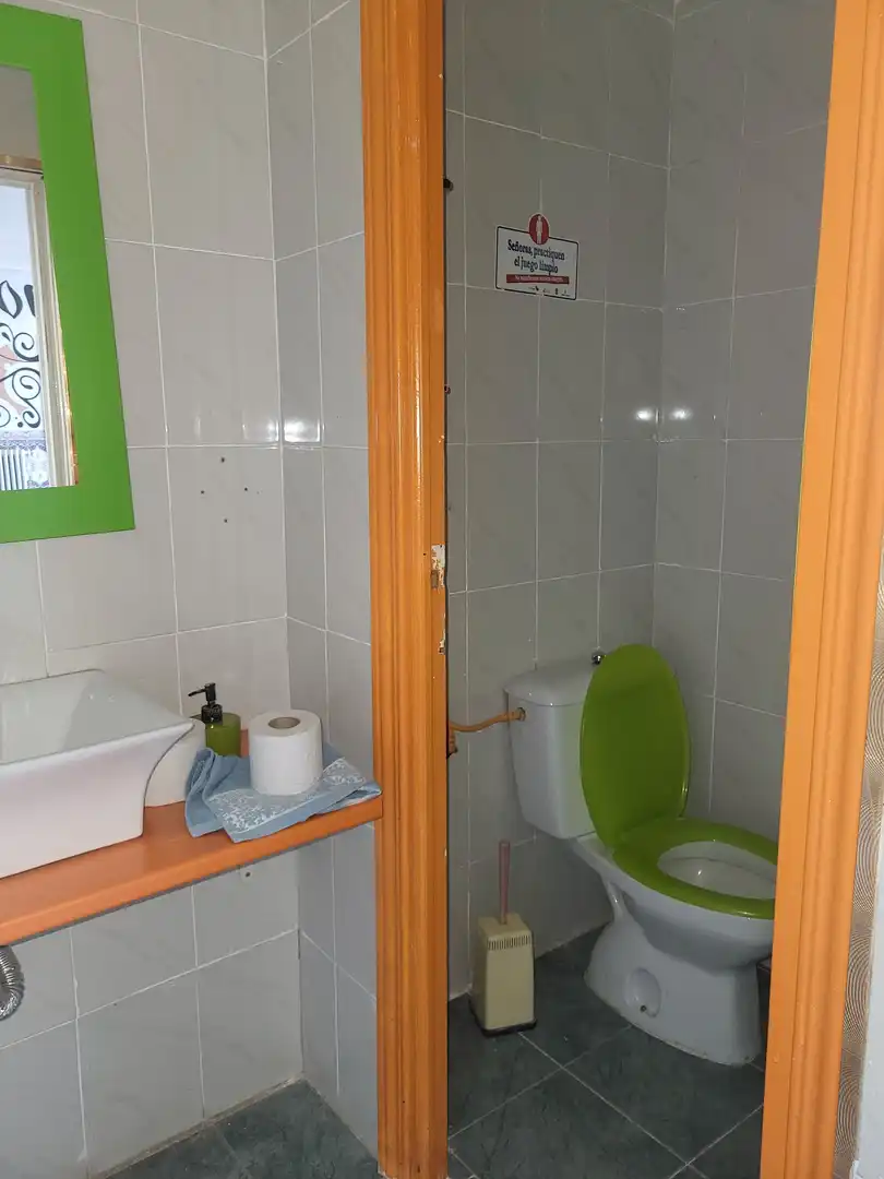 Bathroom of Commercial properties for sale in Albares  with Furnished