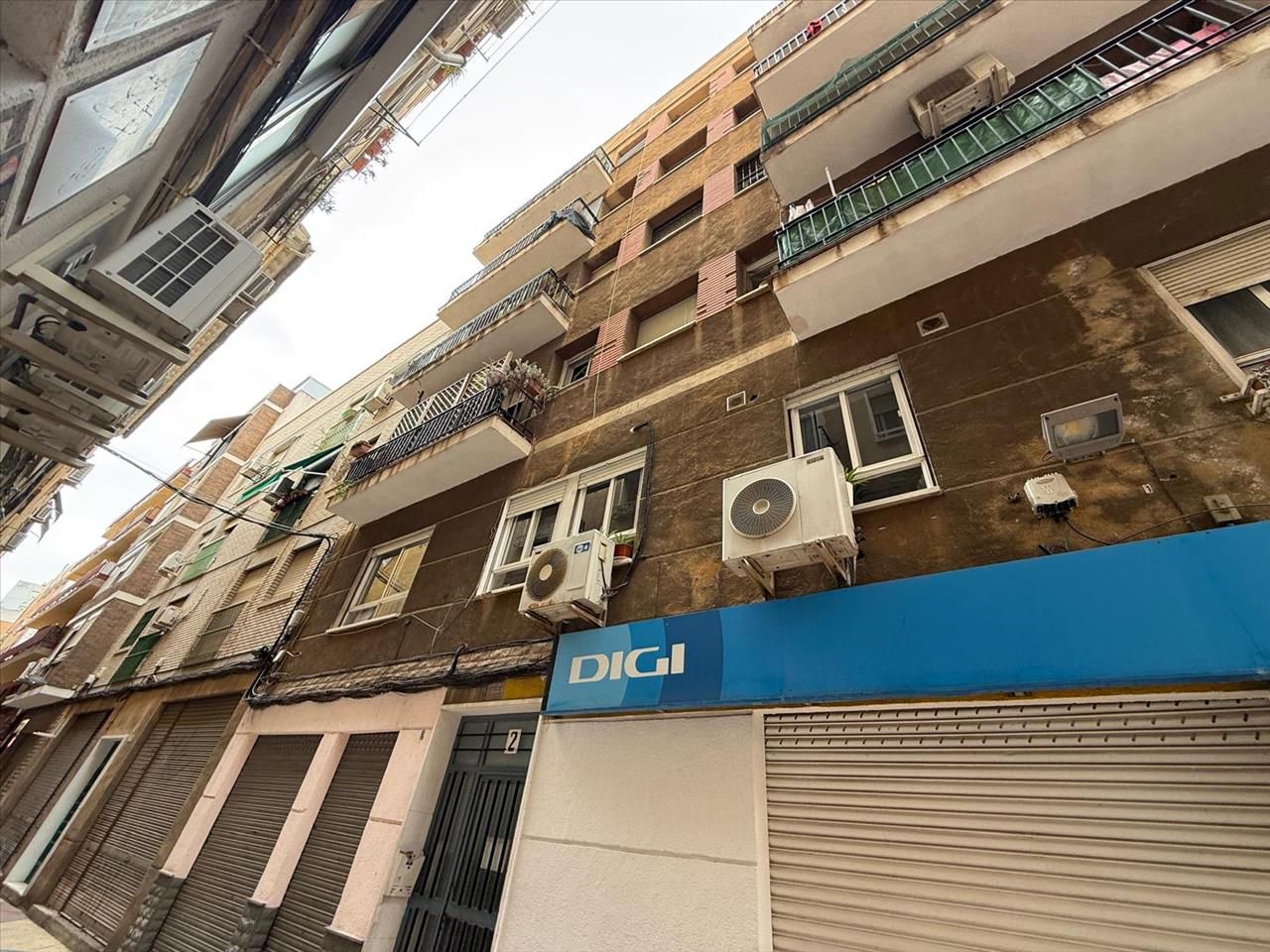 Vista exterior de Pis en venda en  Murcia Capital amb Balcó
