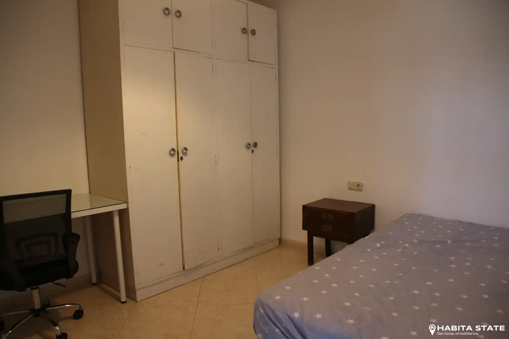 Bedroom of Flat for rent in Almería  with Air Conditioner, Terrace and Furnished