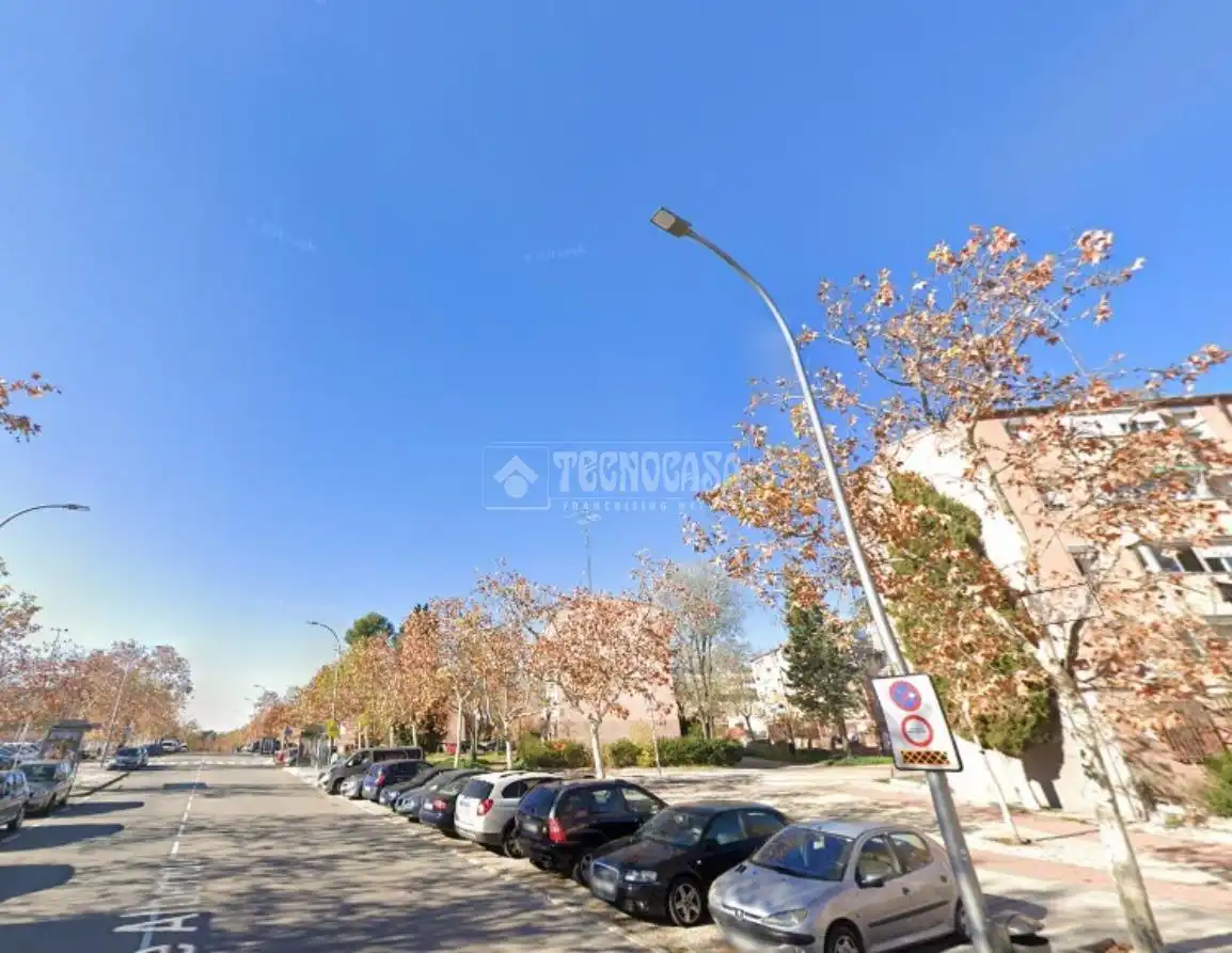 Außenansicht von Wohnung zum Verkauf in Madrid