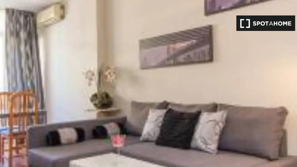 Flat with terrace to rent in Eixample, imagen 6