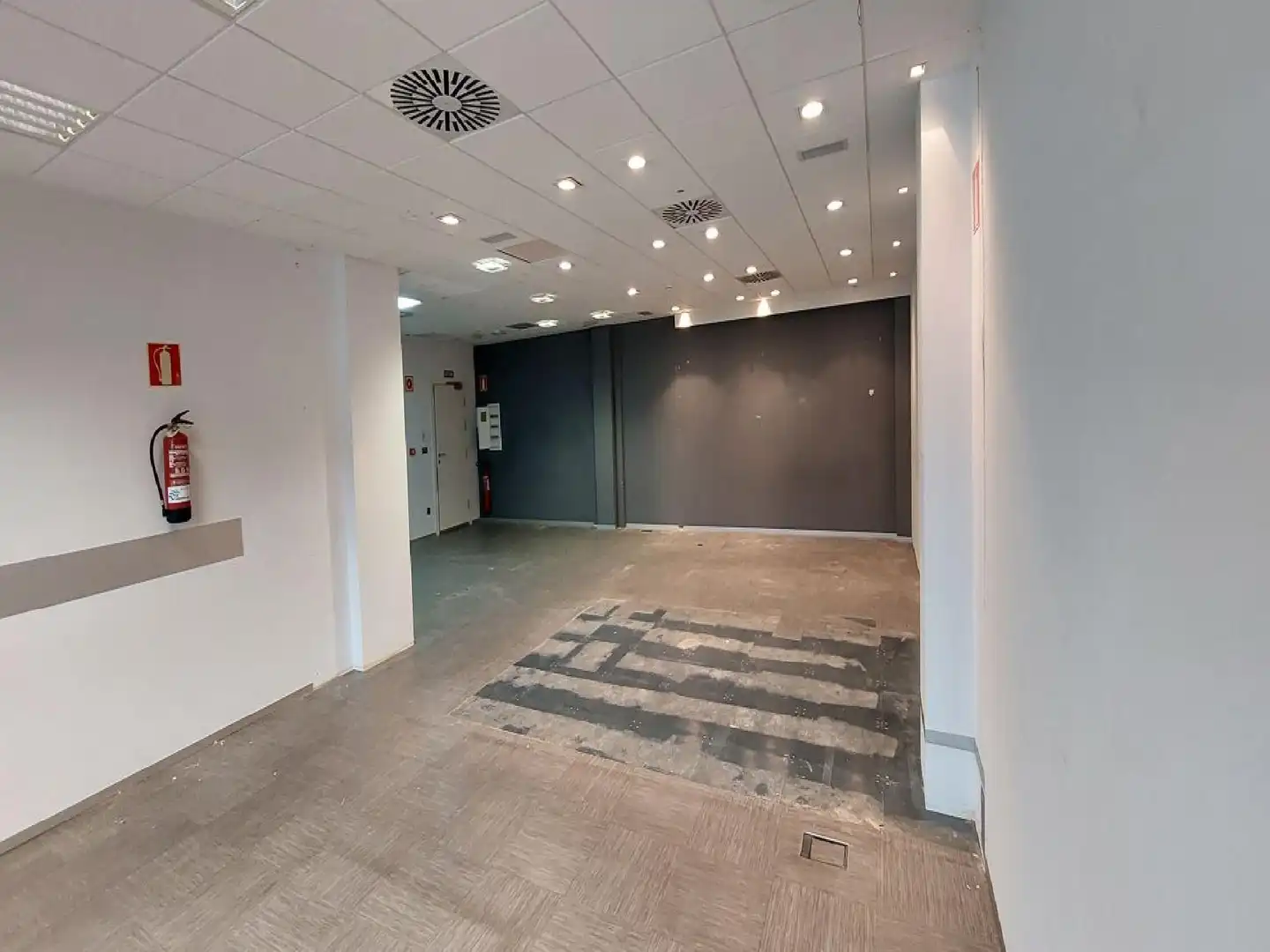 Büro zum Verkauf in Derio