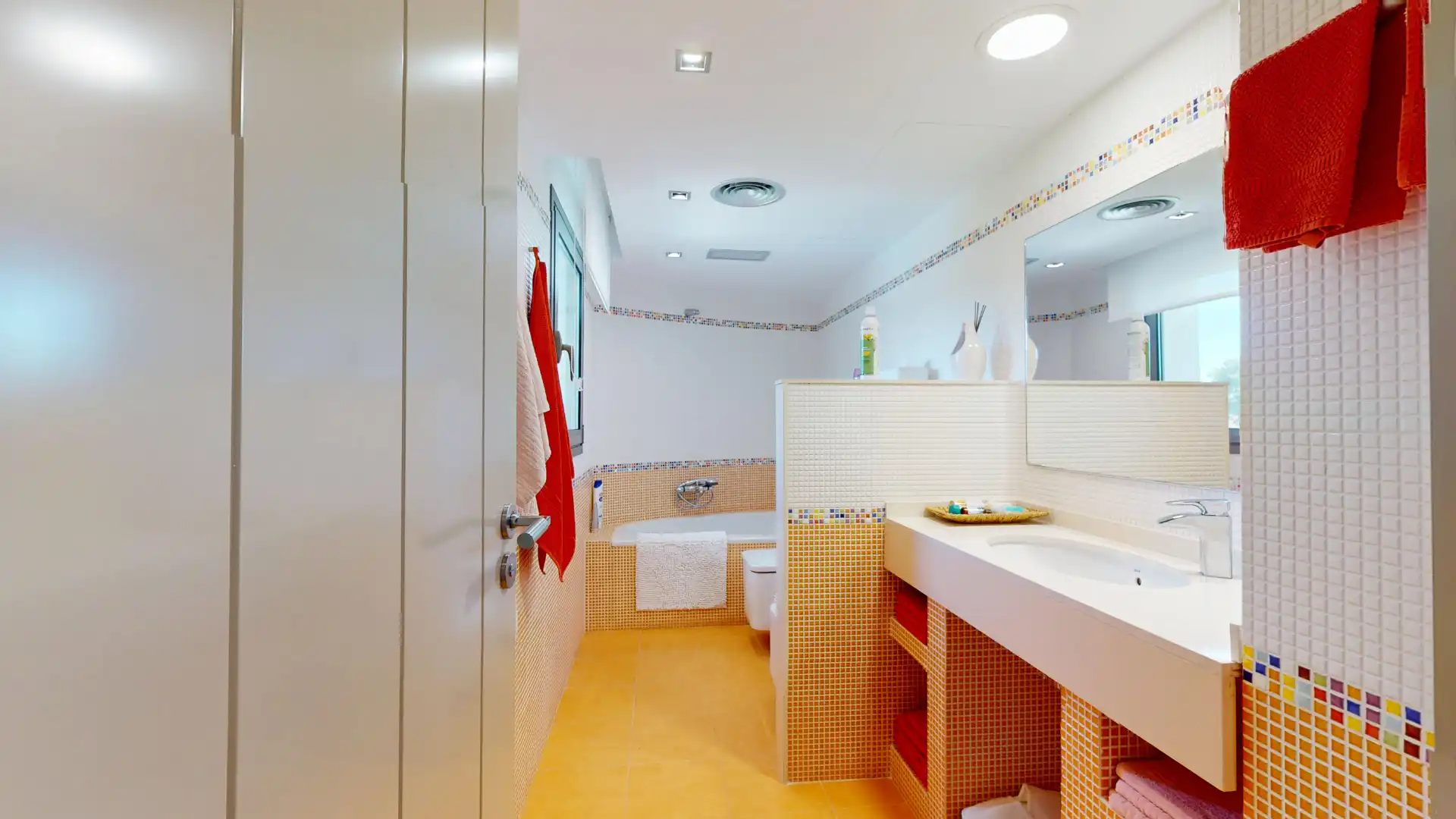 Baño de Casa o chalet en venta en Mont-roig del Camp con Aire acondicionado, Calefacción y Jardín privado