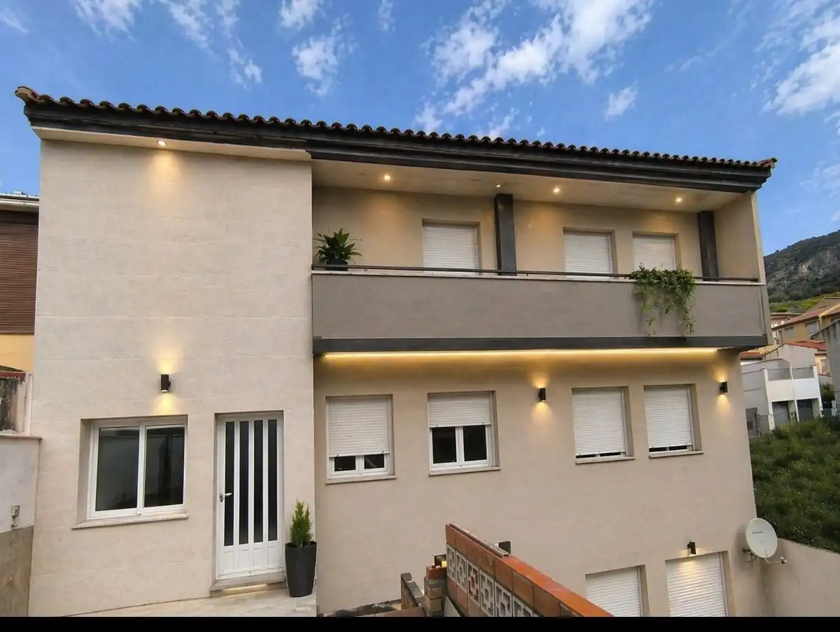 Casa amb terrassa en venda a Alfacar