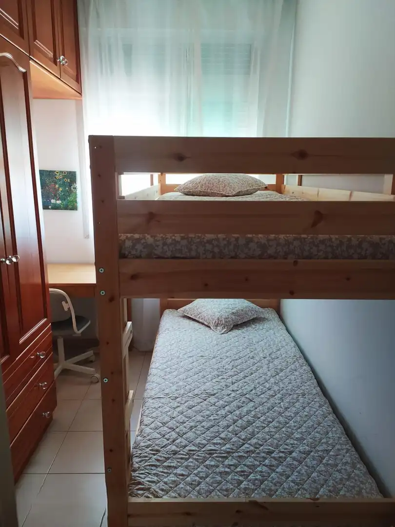 Dormitori de Àtic de lloguer en Las Palmas de Gran Canaria amb Terrassa i Moblat