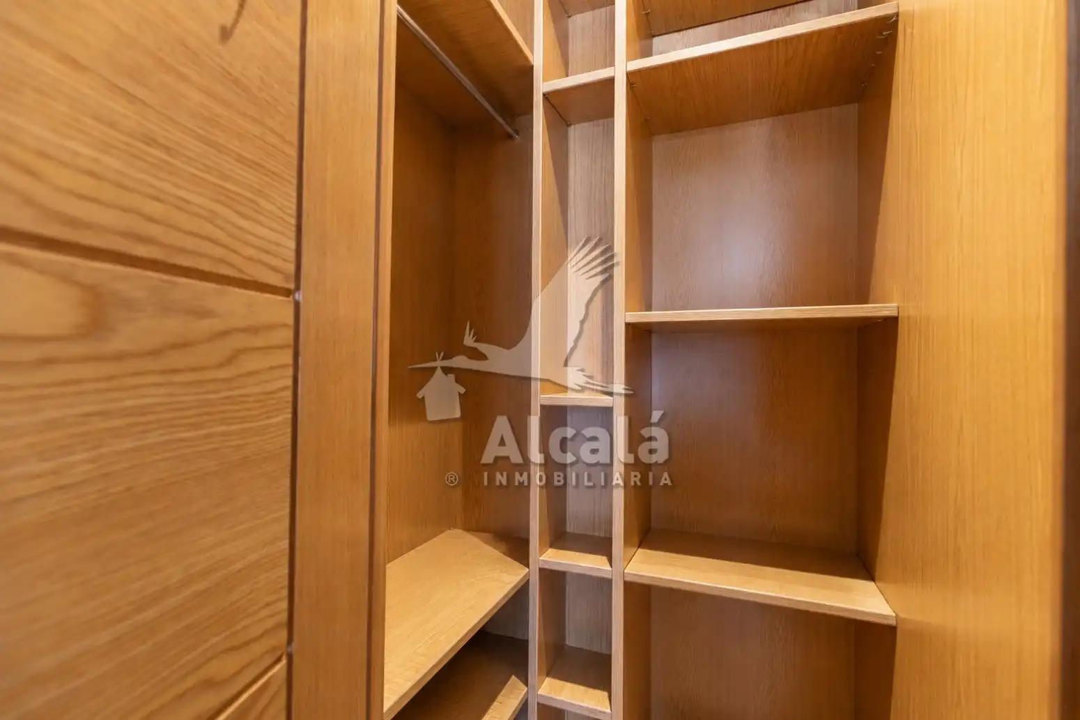 Piso en venta en Alcalá de Henares con Calefacción, Parquet y Piscina