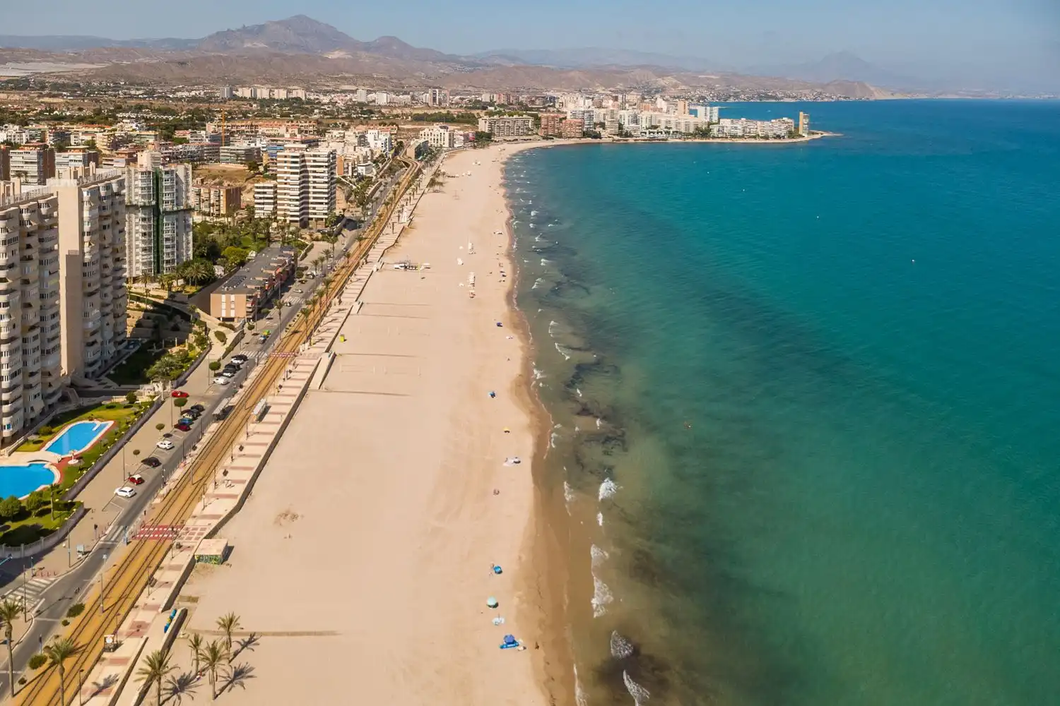 Pis amb piscina en venda a Avenida Jaime I el Conquistador 2