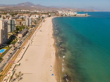 Pis amb piscina en venda a Avenida Jaime I el Conquistador 2