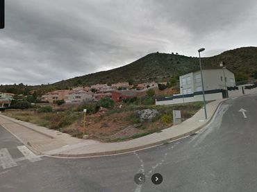 Terreno residenziale in vendita a Calle Ernesto Vilalta Peñarroja