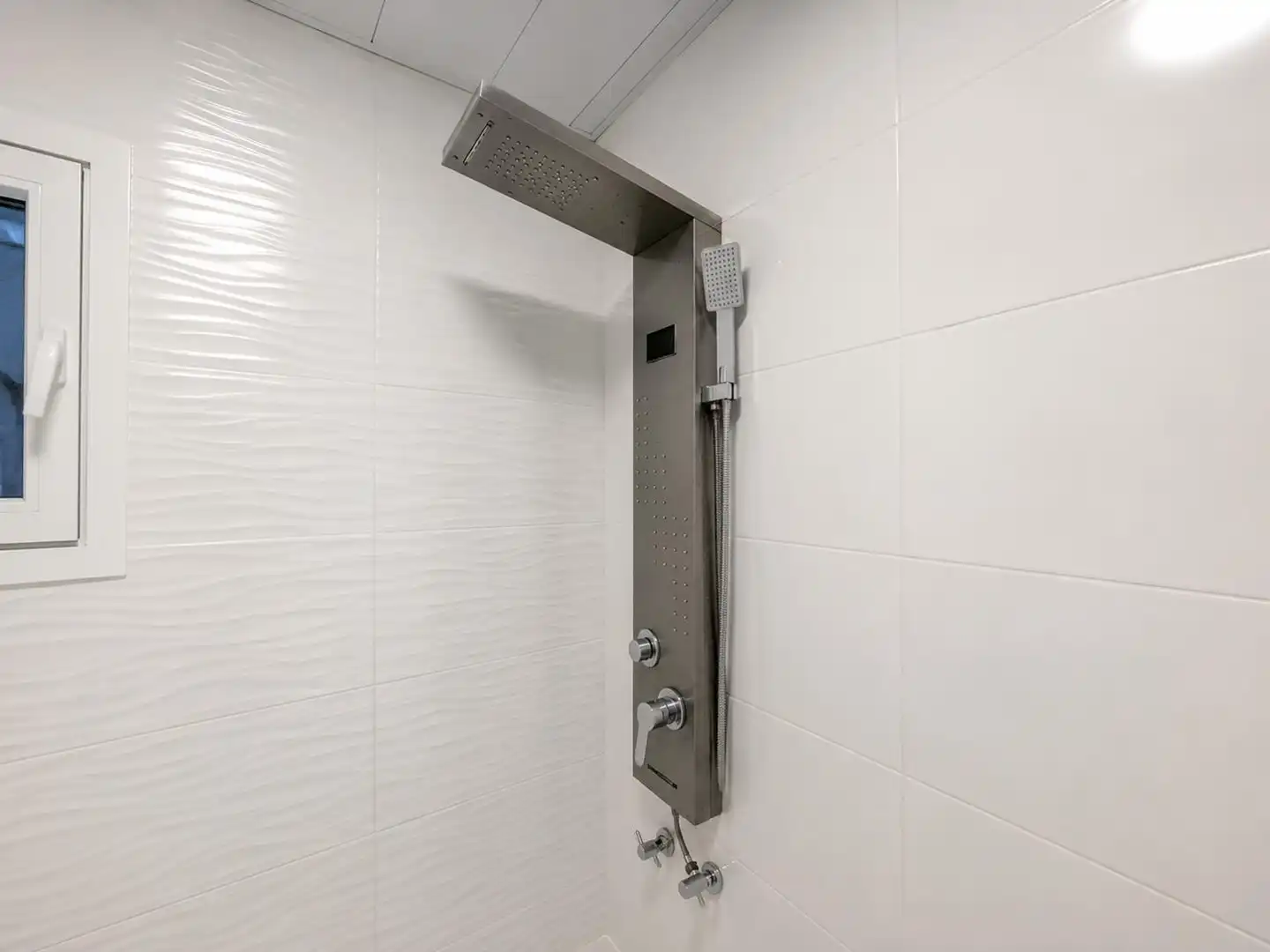 Bathroom of Flat for sale in Cornellà de Llobregat