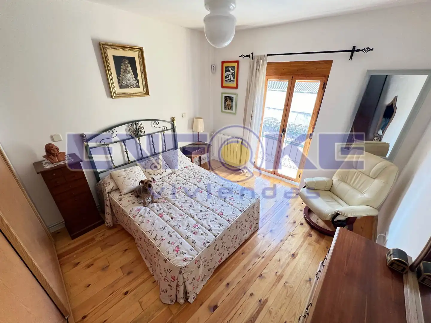 Schlafzimmer von Einfamilien-Reihenhaus zum Verkauf in Moratilla de los Meleros mit Heizung, Parkett und Möbliert